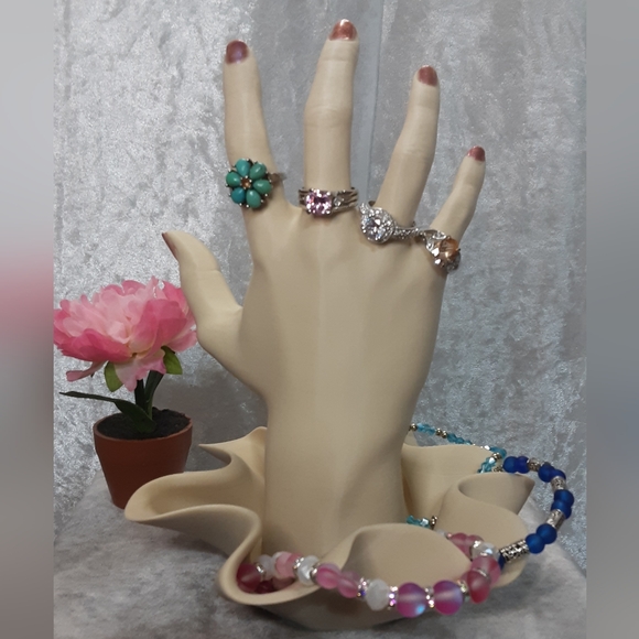 Handmade 3d Printed Jewelry Ring Stand Holder - Picture 6 of 11